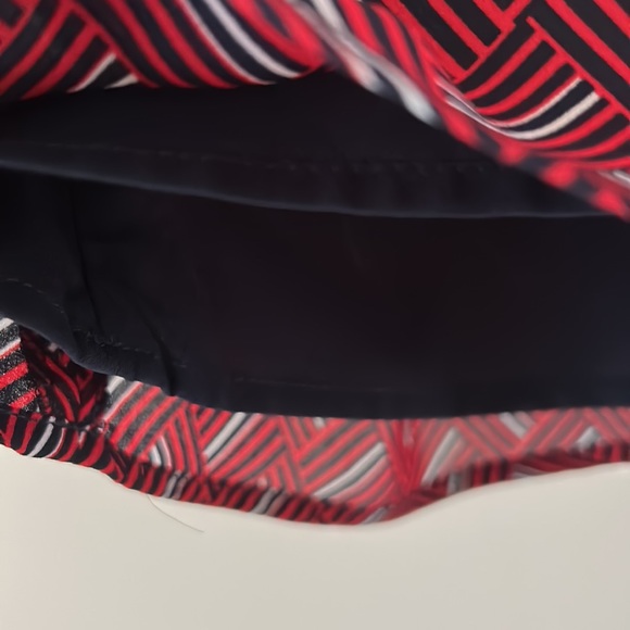 Banana Republic Factory Red Print Twist Neck Halter Top - Picture 5 of 6